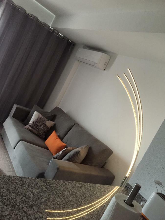 Bonito Y Acogedor Apartamento Con Fibra ซาลอว์ ภายนอก รูปภาพ